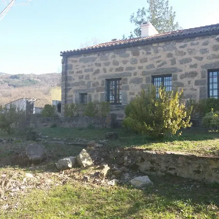 De Benjamin Palencia Country house