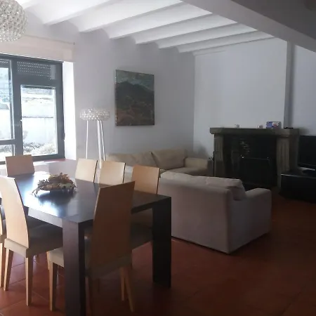 De Benjamin Palencia Country house *